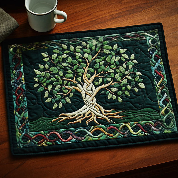 Ingrid - Celtic Tree of Roots Quilted Placemat