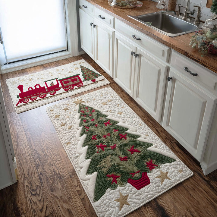 Trijntje - Christmas Kitchen Mat Featuring Tree and Pine Design