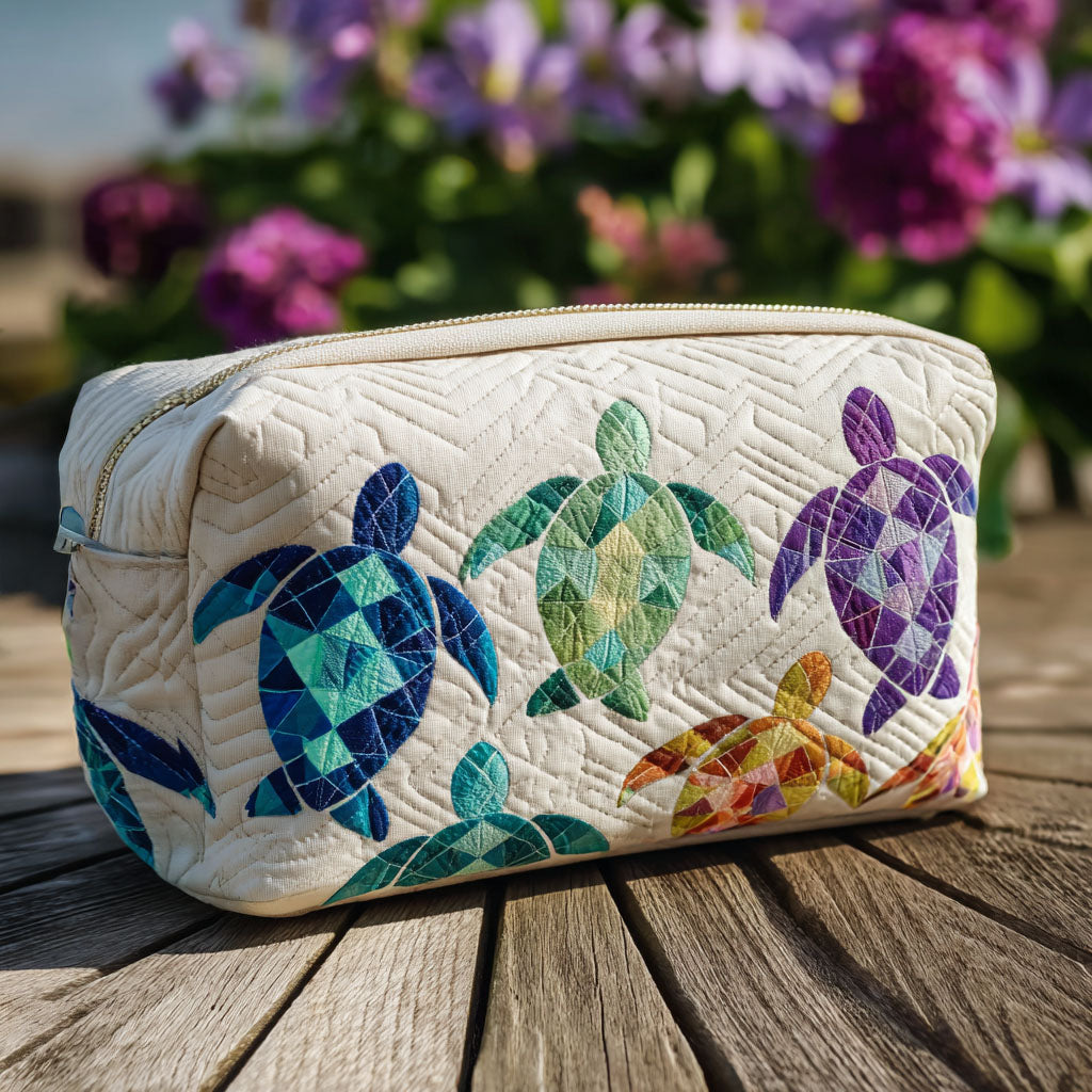 Meike - Maritime Waves Quilted Toiletry Bag