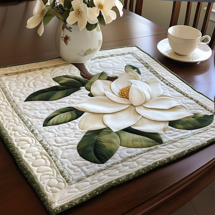 Anouk - Rustic Magnolia Bloom Quilted Placemat