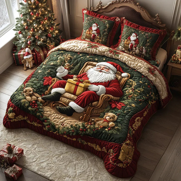 3-Piece Quilted Bed Set - Enchanting Santa Claus Design