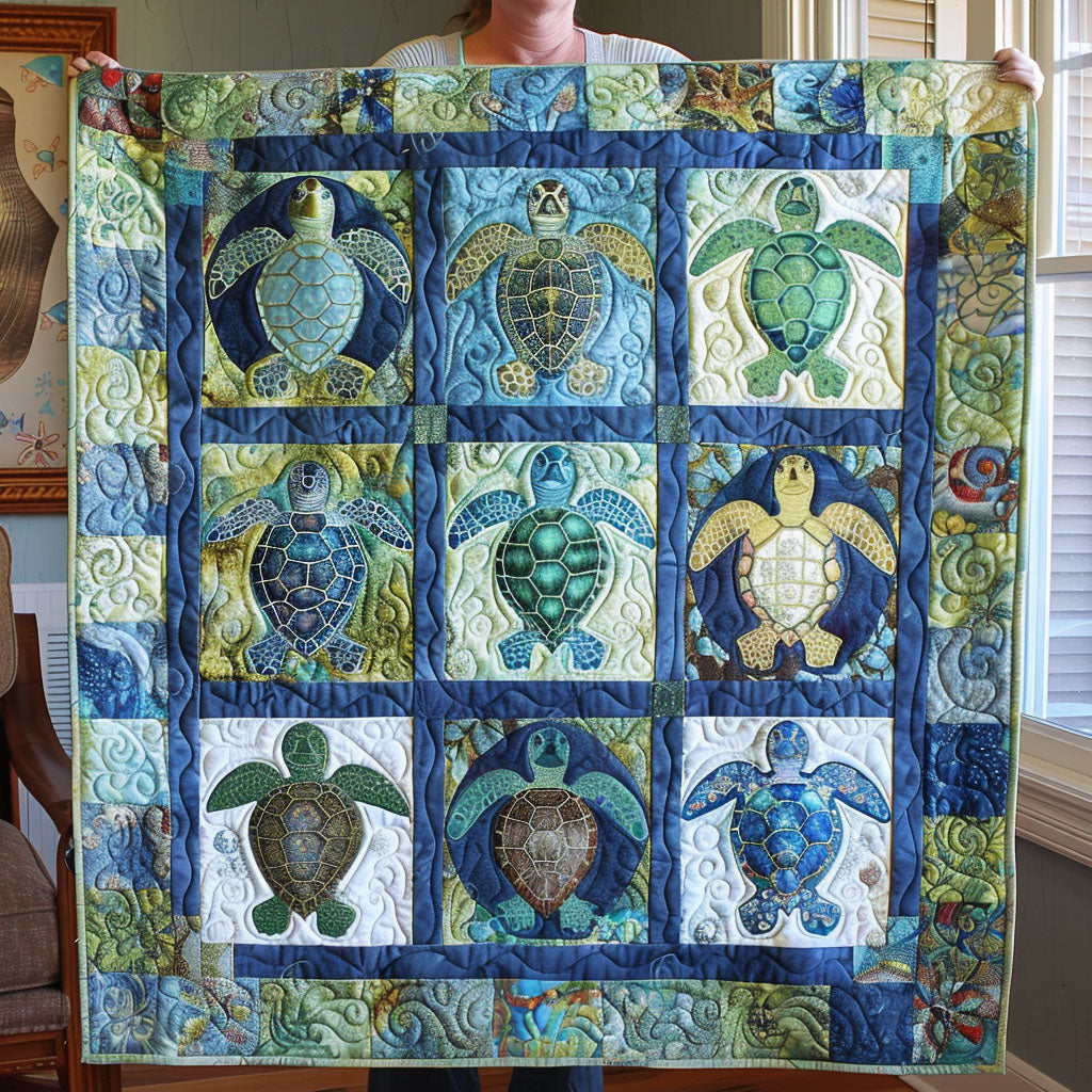 Truus - Turtle Tide Quilted Blanket