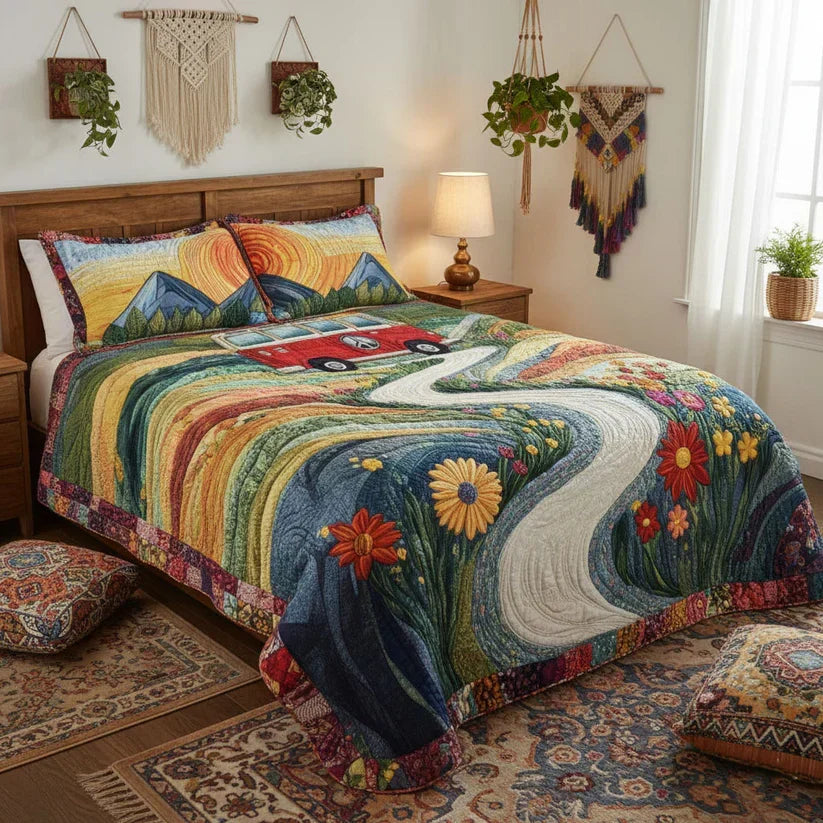 Vintage Travel 3-Piece Quilted Duvet Cover Set